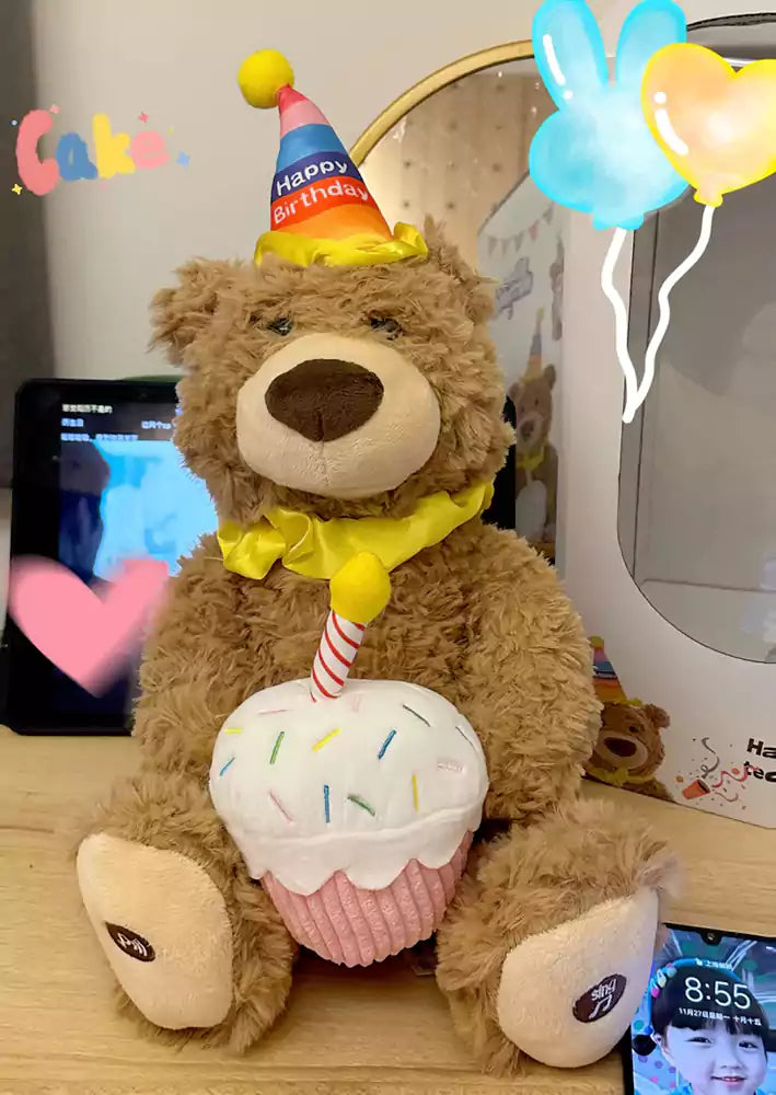 Oso cantor de peluche con pastel como regalo de cumpleaños para amigos