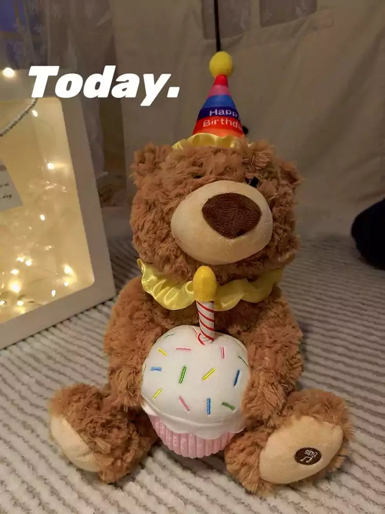 Oso cantor de peluche con pastel como regalo de cumpleaños para amigos